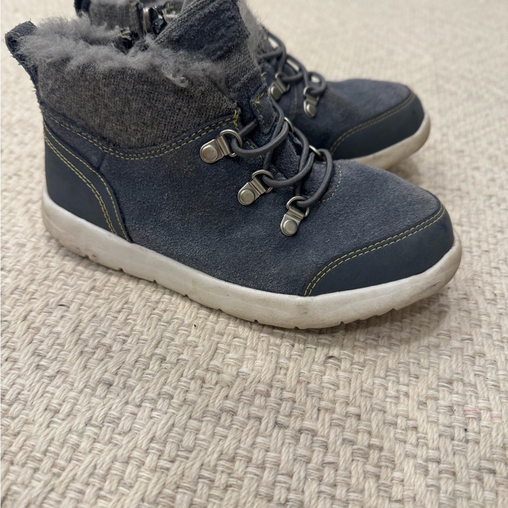Ugg waterproof kids gray boots with zipper